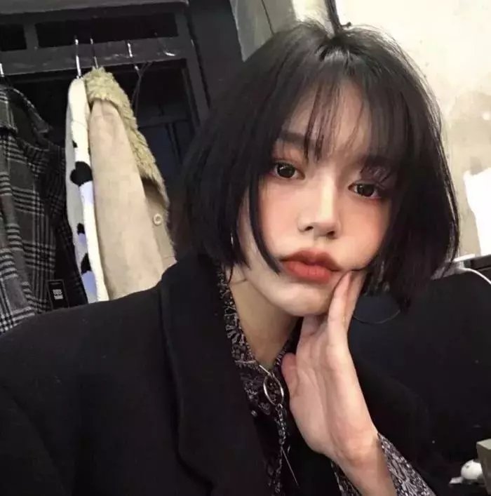 三个月亮
